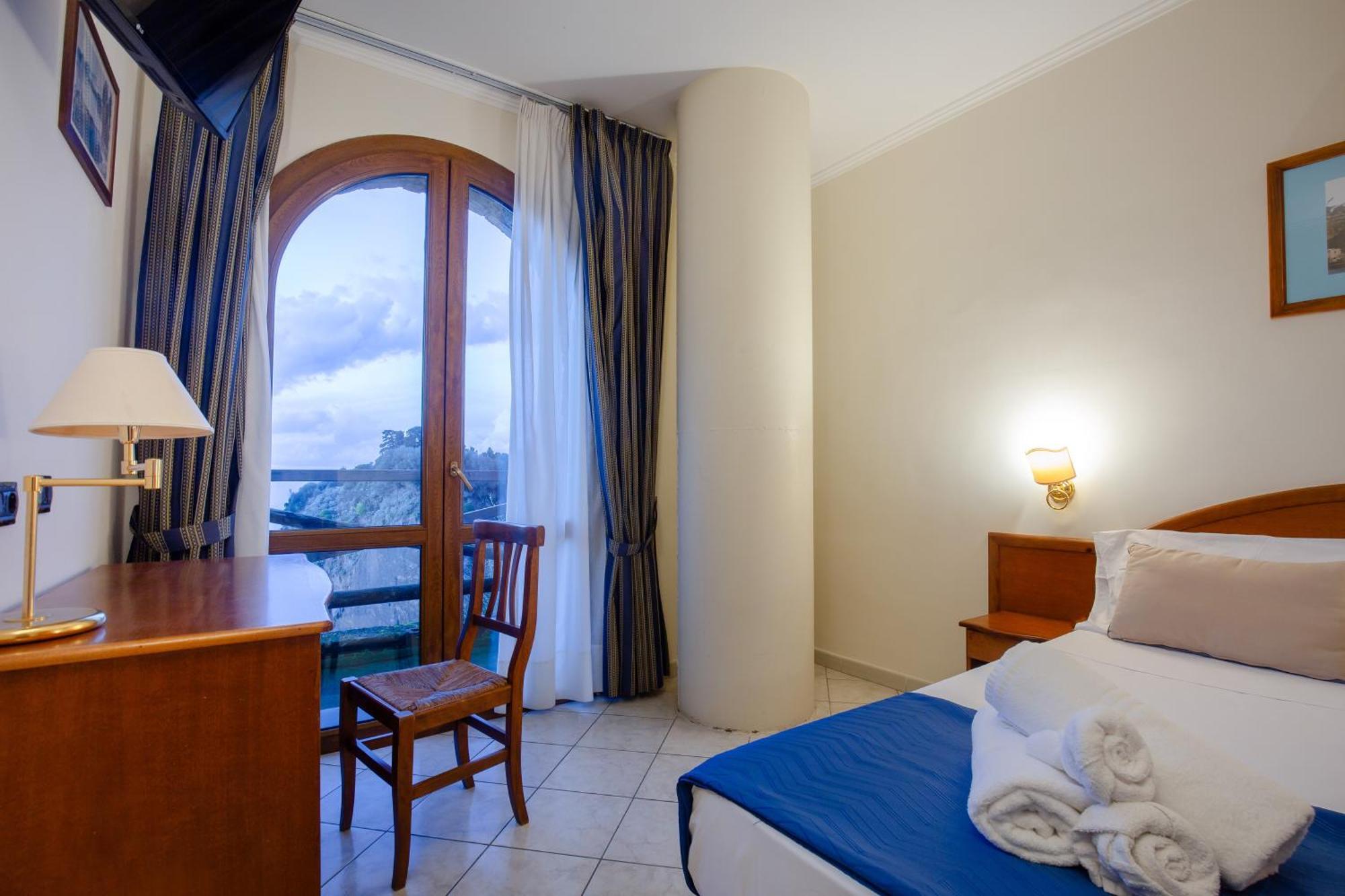Hr Hotel & Spa بيانو دي سورينتو المظهر الخارجي الصورة